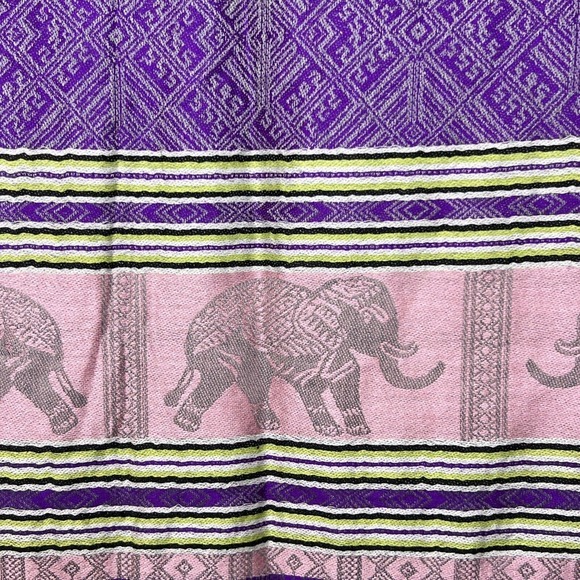 Pashmina Shawl Wrap Scarf Womens Purple Pink Gray w/ Elephant Print fringed ends - Picture 7 of 11